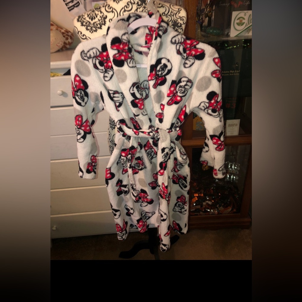Disney Minnie Mouse bathrobe